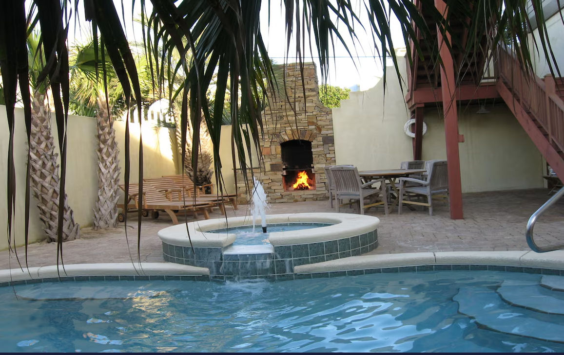 Avalon Closest Luxury Home to Beach & Seaside Avalon Closest Luxury Home to Beach & Seaside
