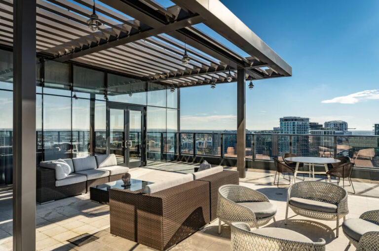 Downtown Tampa Luxury Hotel Near Benchmark Arena | JW Marriott Water Street Downtown Tampa Luxury Hotel Near Benchmark Arena | JW Marriott Water Street