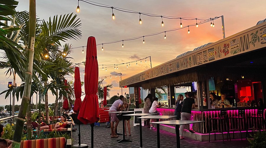 Best Rooftop Bars in Clearwater Beach, FL Best Rooftop Bars in Clearwater Beach, FL