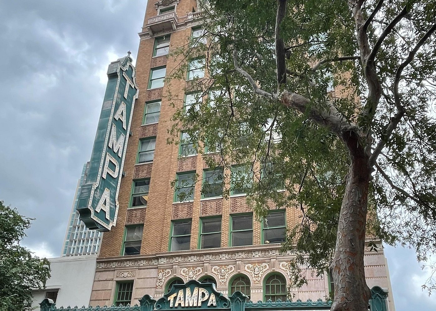 The Official Downtown Tampa Ghost Tour: Reviews, Prices & What to Expect The Official Downtown Tampa Ghost Tour: Reviews, Prices & What to Expect